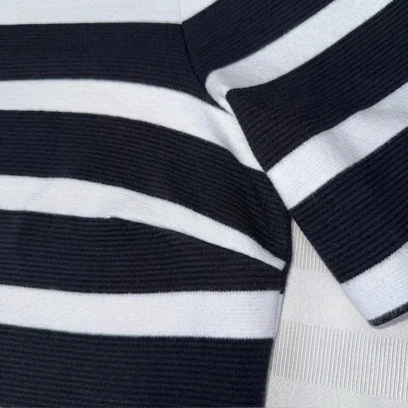 Talbots Lace-Back Black & White Striped Short Sleeved Knit Top Large - Picture 8 of 9